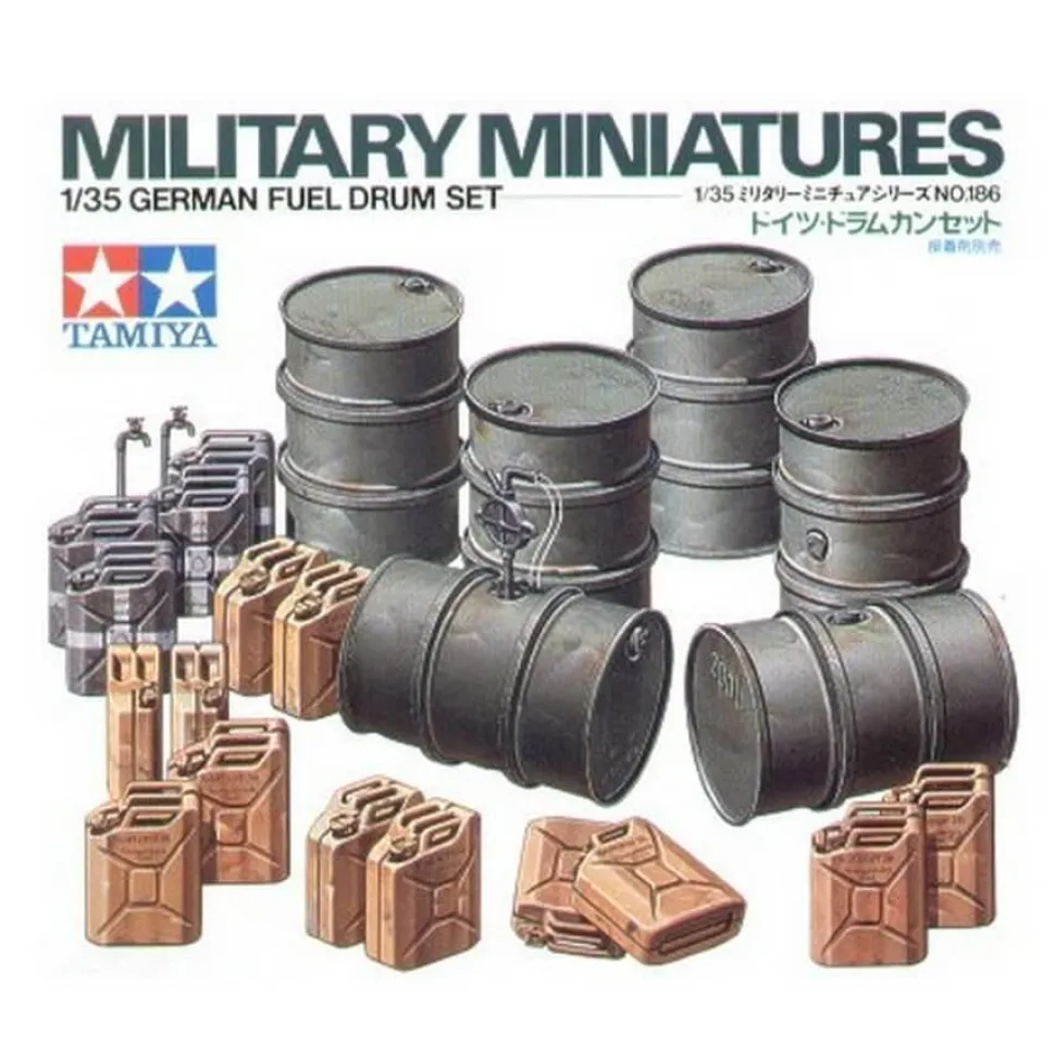 Accessoires diorama : Futs et Jerricans Allemands - Tamiya