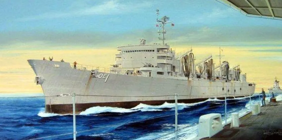 AOE Fast Combat Support Ship USS Sacram. - 1:700e - Trumpeter - Trumpeter