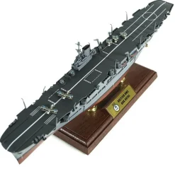 HMS Ark Royal Carrier 1/700 - Force Of Valor