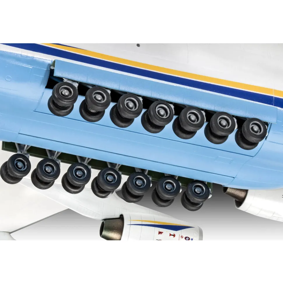 Maquette avion : Antonov AN-225 Mrija - Revell