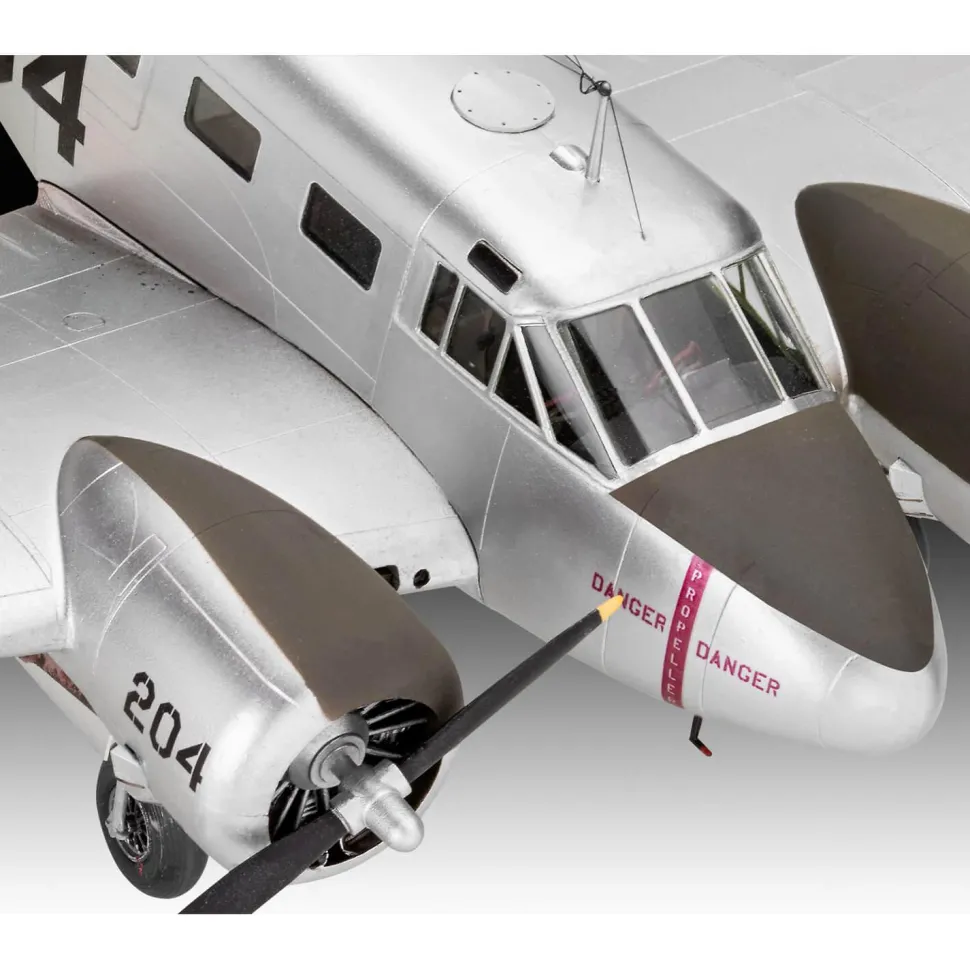 Maquette avion : Beechcraft Model 18 - Revell