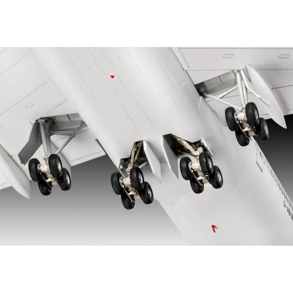 Maquette avion : Boeing 747-8 Lufthansa New Livery - Revell