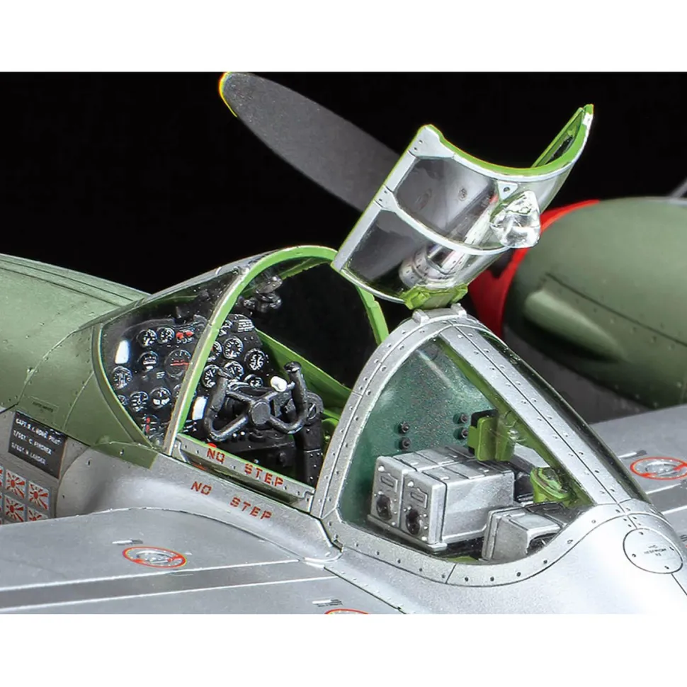 Maquette avion : Lockheed P-38 J Lightning - Tamiya