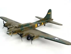 Maquette avion 107 pièces : Forteresse volante B-17F Memphis Belle - Revell