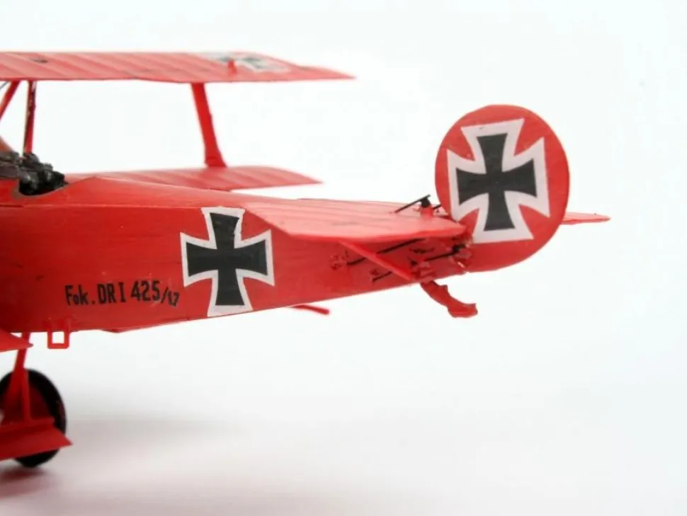 Maquette avion : Fokker DR. 1 - Revell