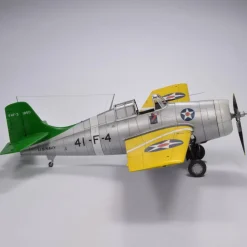 Maquette avion militaire : F4F-3 Wildcat - Eduard