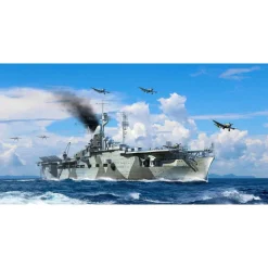 Maquette bateau : Porte-avions de la marine allemande DKM Graf Zeppelin - Trumpeter