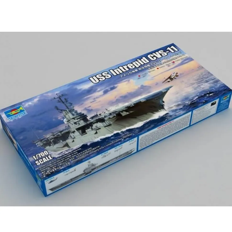 Maquette Bateau : USS Intrepid CVS-11 - Trumpeter