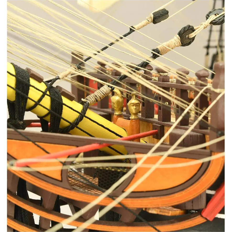 Maquette bateau en bois : Santisima Trinidad - Artesania