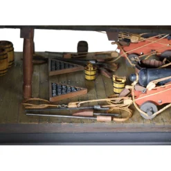 Maquette bateau en bois : Navio Rayo, Vue de coupe Poste de Bataille - Disarmodel