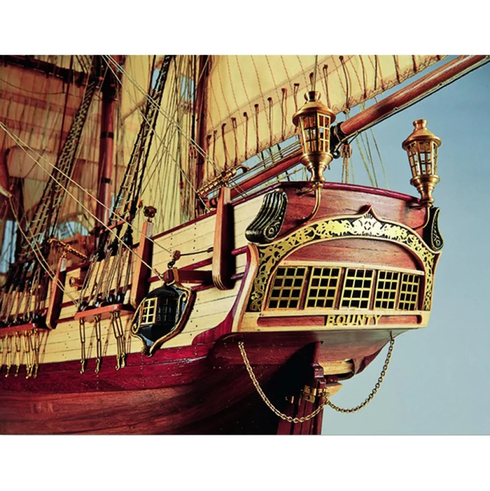 Maquette bateau en bois : HMS Bounty 1783 - Artesania