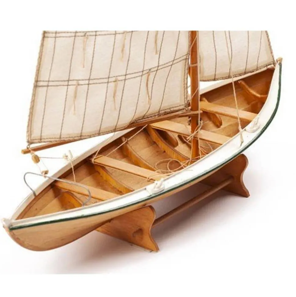 Maquette bateau en bois : Torborg - Billing boats