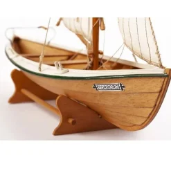 Maquette bateau en bois : Torborg - Billing boats