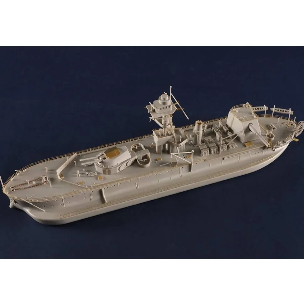 Maquette Bateau militaire Britanique : HMS Lord Clive - Hobby Boss