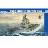 Maquette bateau : Porte-avions soviétique Kiev - Trumpeter