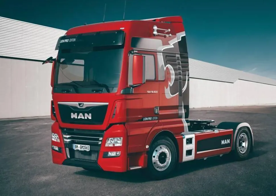 Maquette camion : MAN TGX 18.500 XXL Lion Pro Edition - Italeri