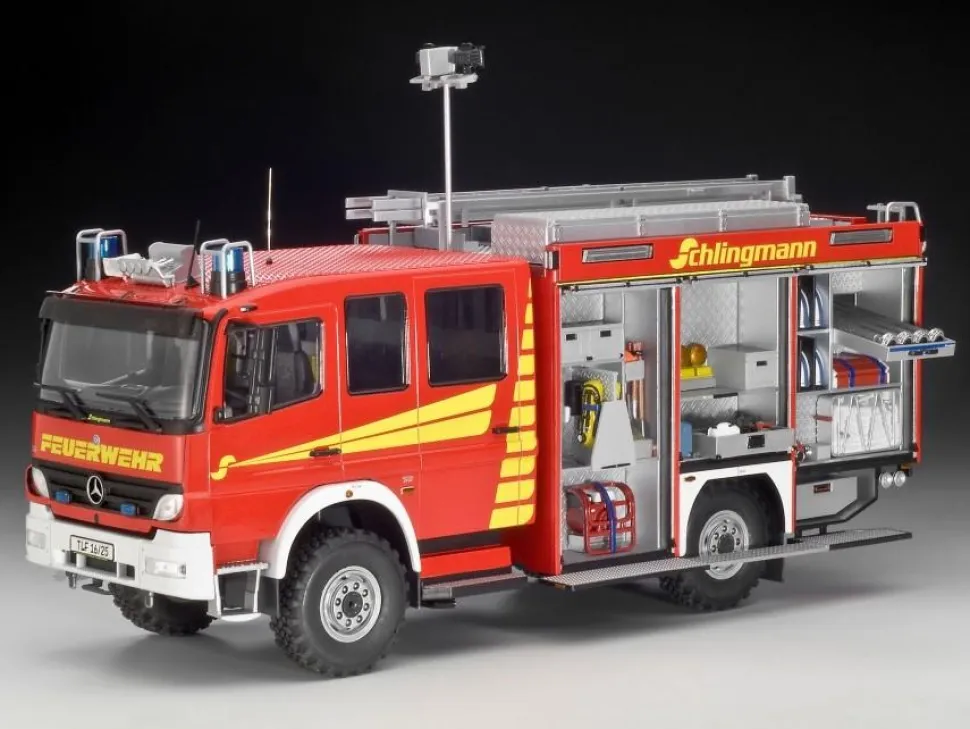 Maquette Camion : Schlingmann TLF 16/25 Mercedes Benz Atego 1529 AF - Revell