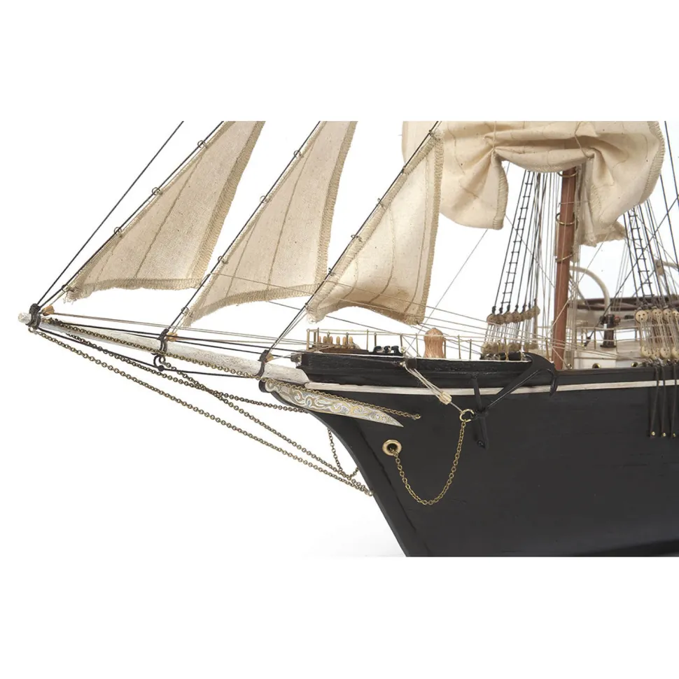 Maquette de bateau en bois : Endurance - OCCRE