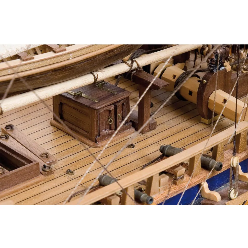 Maquette de bateau en bois : Endeavour - OCCRE