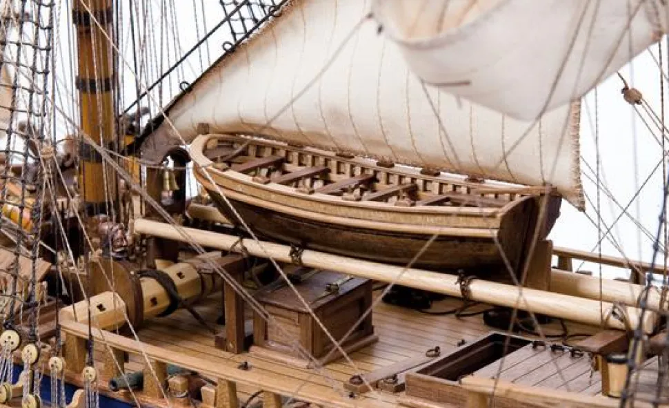 Maquette de bateau en bois : Endeavour - OCCRE