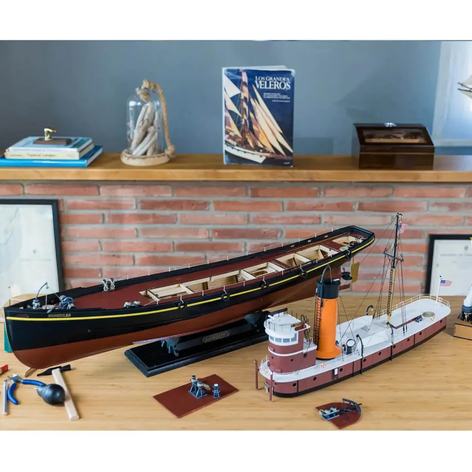 Maquette de bateau en bois : Remorqueur Hercules - OCCRE