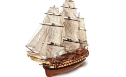 Maquette de bateau en bois : Montanes - OCCRE