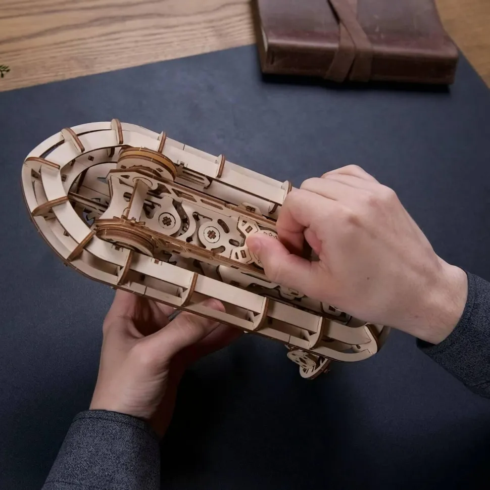 Maquette en bois : Aéroglisseur de sauvetage - Ugears