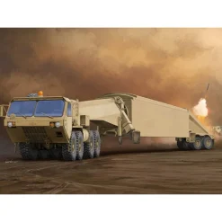 Maquette véhicule militaire : M983 Tractor avec AN/TPY-2 X Band Radar - Trumpeter