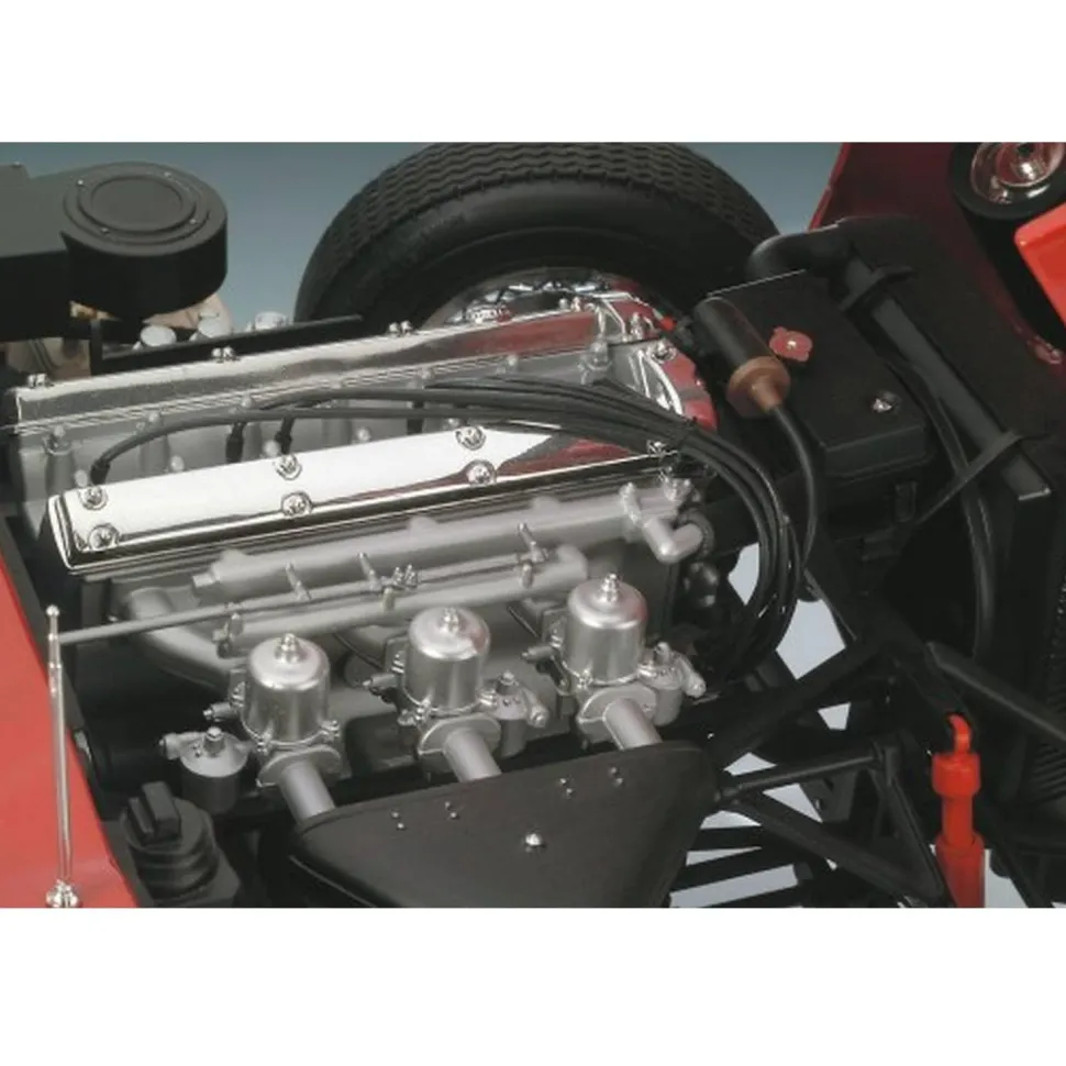 Maquette voiture : Jaguar E-type (coupé) 1:8 - Revell