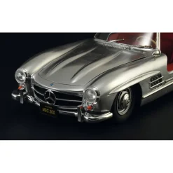 Maquette voiture : Mercedes Benz 300 SL Gull Wing - Italeri