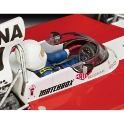 Maquette voiture : Surtees TS16/03 - Revell