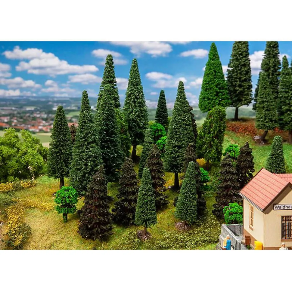 Modélisme : Végétation : 30 arbres de forêt mixte, assortis - Faller