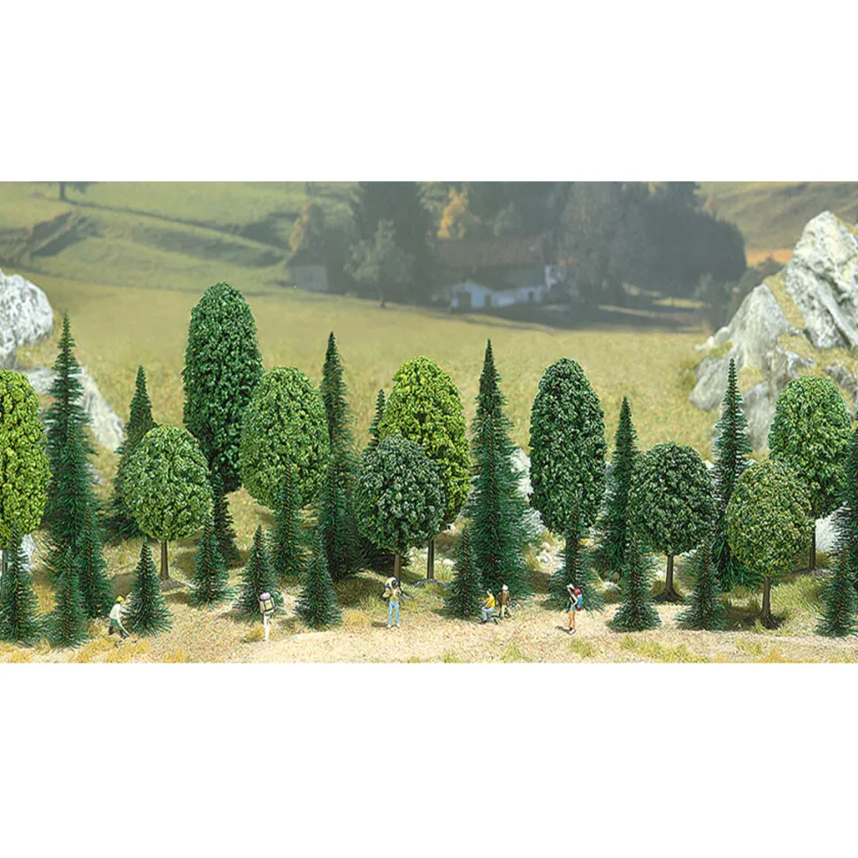 Modélisme : Végétation - Assortiment de 35 arbres et sapins - Busch