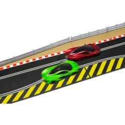 Pack extension de circuit de voiture n°2 : Rampes de saut et chicane - Scalextric