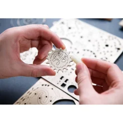 Puzzle 3D en bois : Vif d'Or - Ugears
