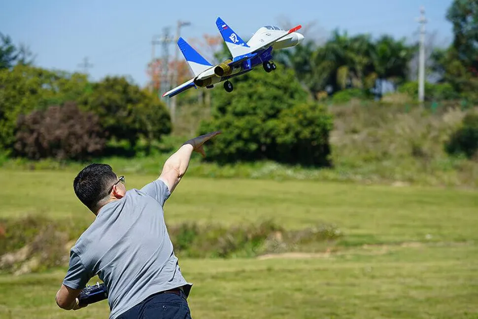 Xfly Jet EDF SU-27 bi-turbine 50mm env 750mm No Tx-Rx-Batt Version Gris - Xfly